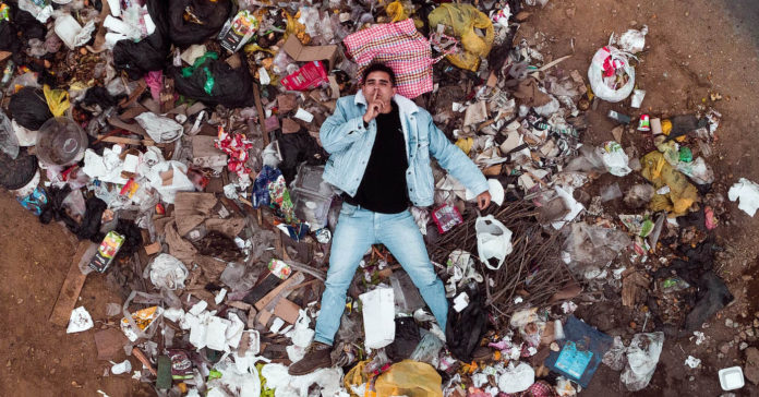 Global Plastic Pollution Global Plastic Pollution