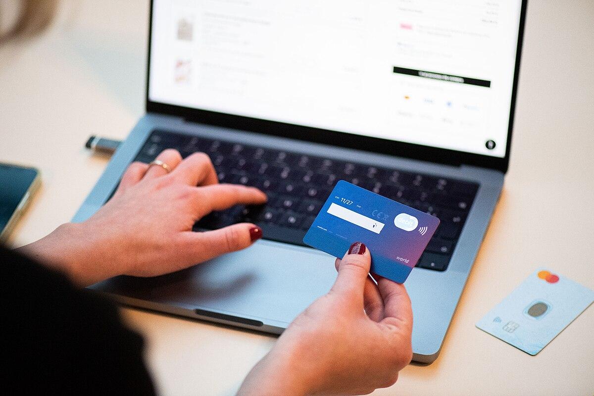 Future Trends: What Lies ahead for Online Shopping and Retail Spaces