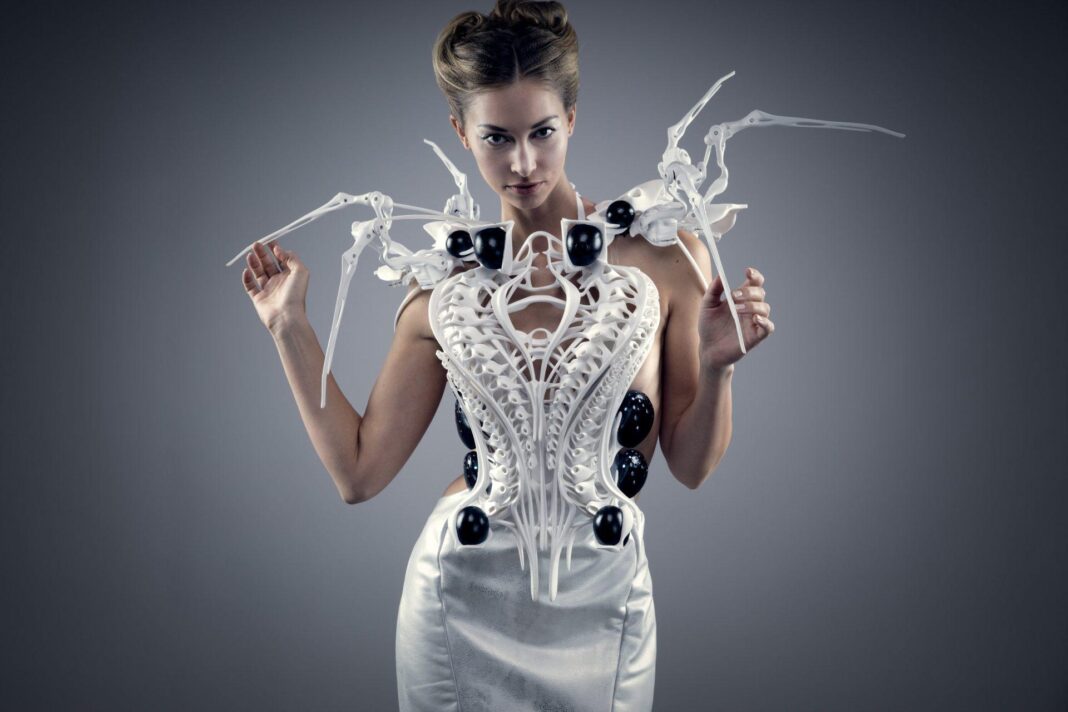 The Intersection of Fashion and Technology: What’s Next?​
