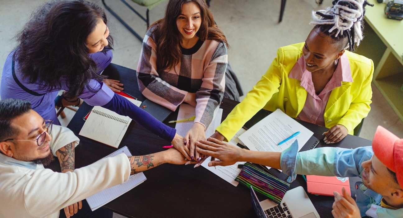 Cultivating Cross-Cultural Strategies for Global Engagement